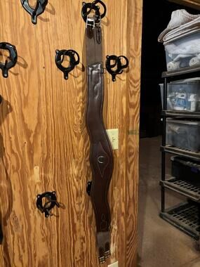 Arc de Triomphe Anatomic Girth 54”